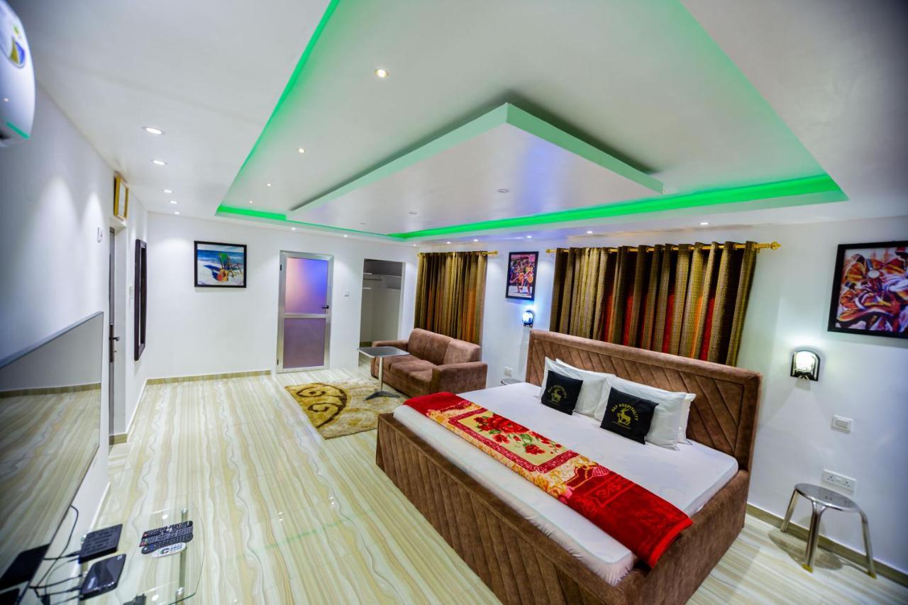 Nap Apartment Hotel Dansoman Exterior foto